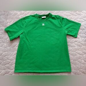 Adidas t-shirt, medium